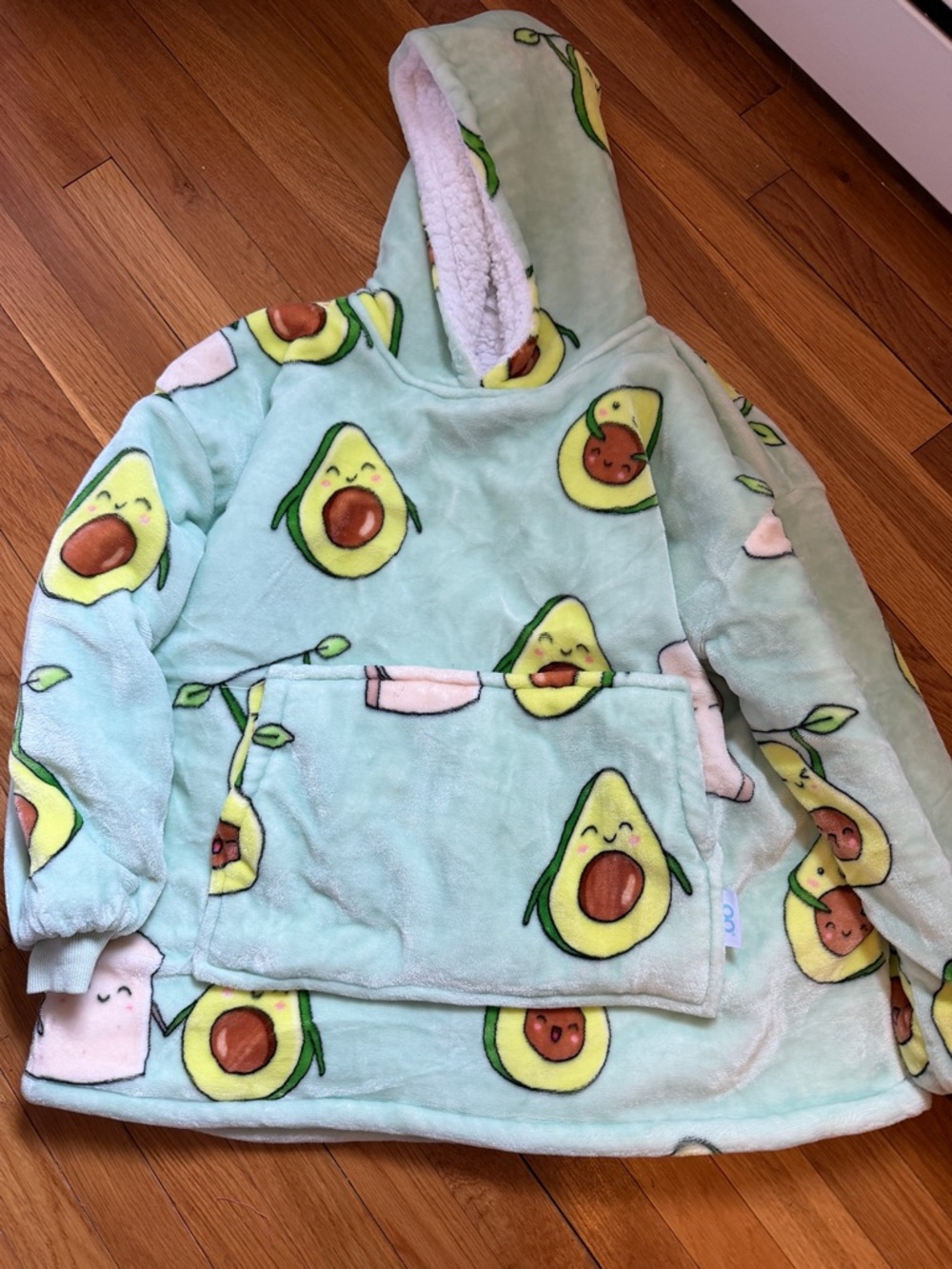 Cozy Avocado Print Hooded Plush Pullover